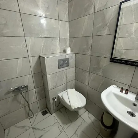 Otel Lotus Line